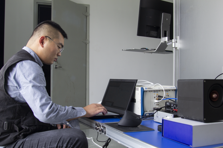 中科声玄AI 异音品控检测